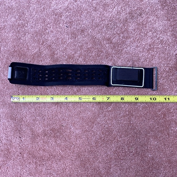 Bellkin Wristband for iPod Nano 6th generation - Picture 2 of 5